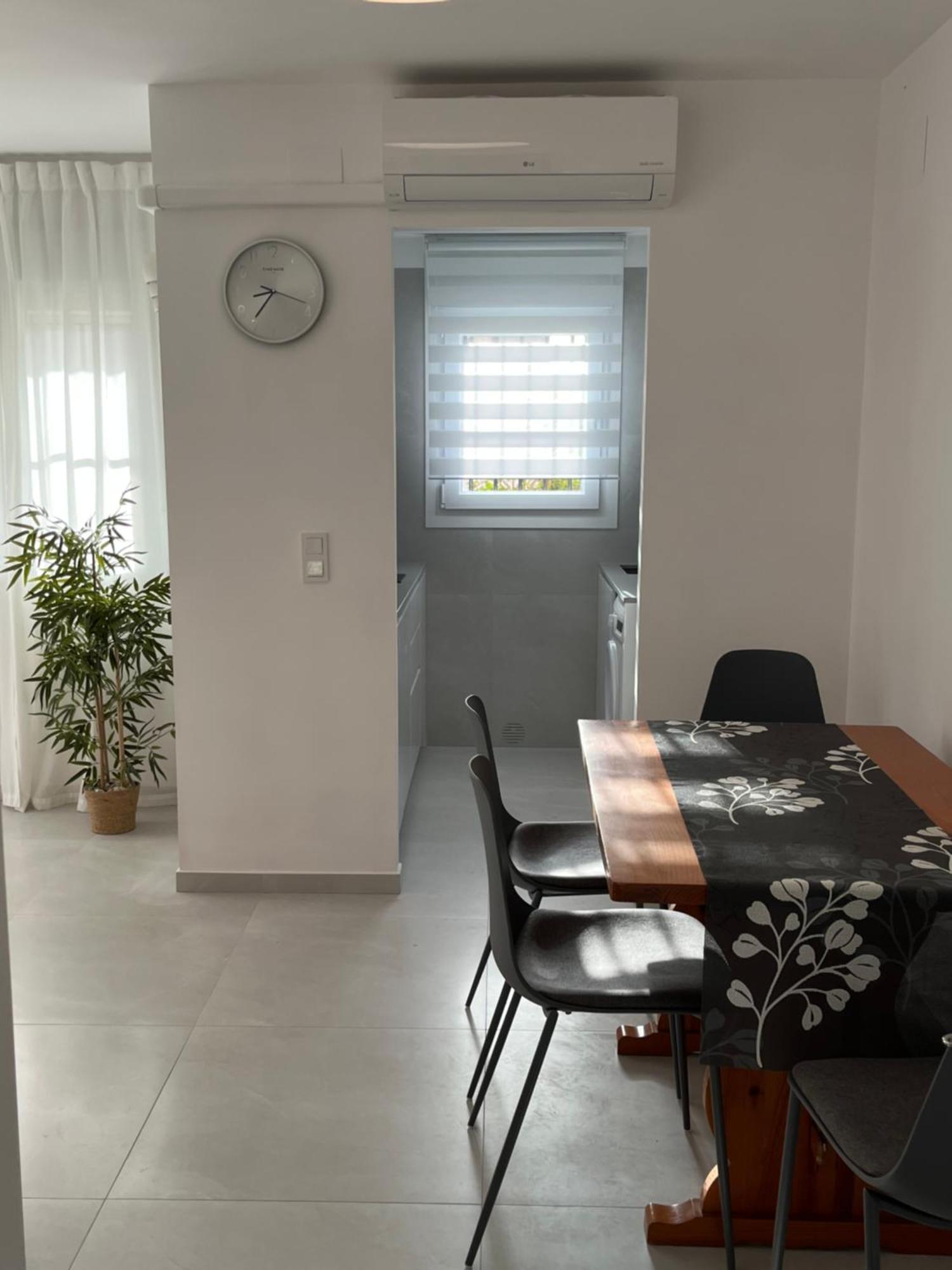 Apartmento Hana Con Terraza - Despues De La Renovacion General ลามาตา ภายนอก รูปภาพ